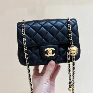 <AUTHENTIC>CHANEL bag